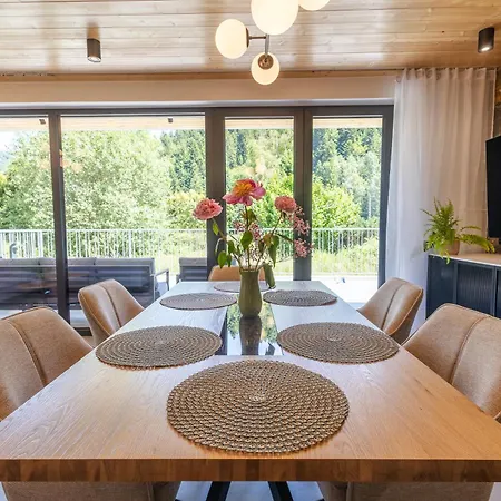 Kasztanowa Park * 什切尔克