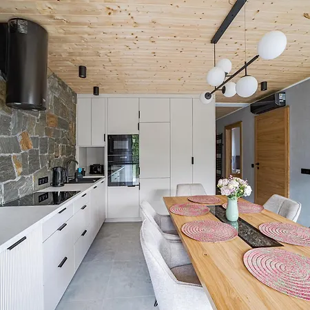 Kasztanowa Park * 什切尔克