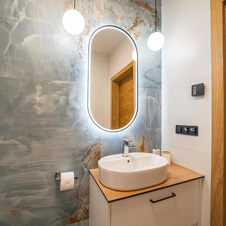 Kasztanowa Park 公寓 *