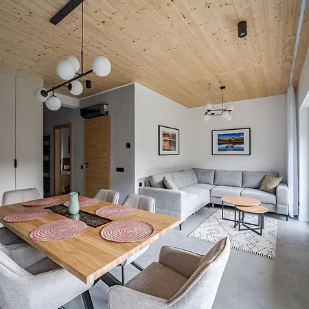 Kasztanowa Park 公寓 什切尔克